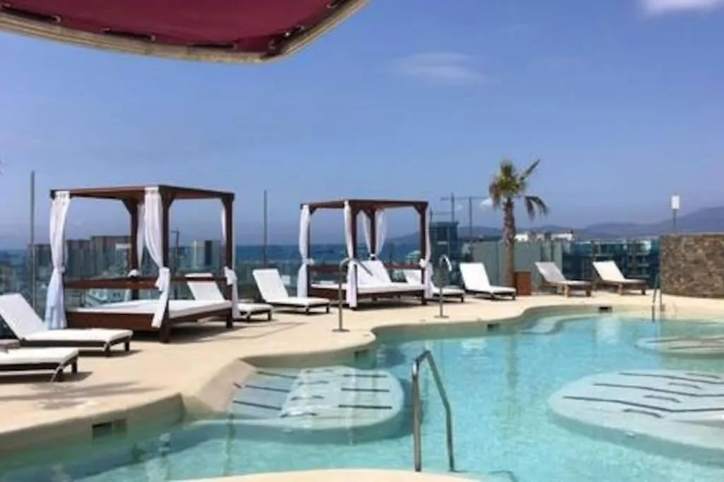 5 Star Luxurious Ocean Spa Plaza location